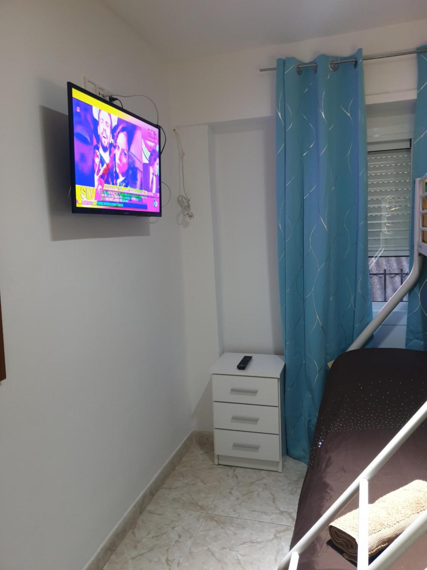 Rooms Nice And Quite Валенсія Екстер'єр фото